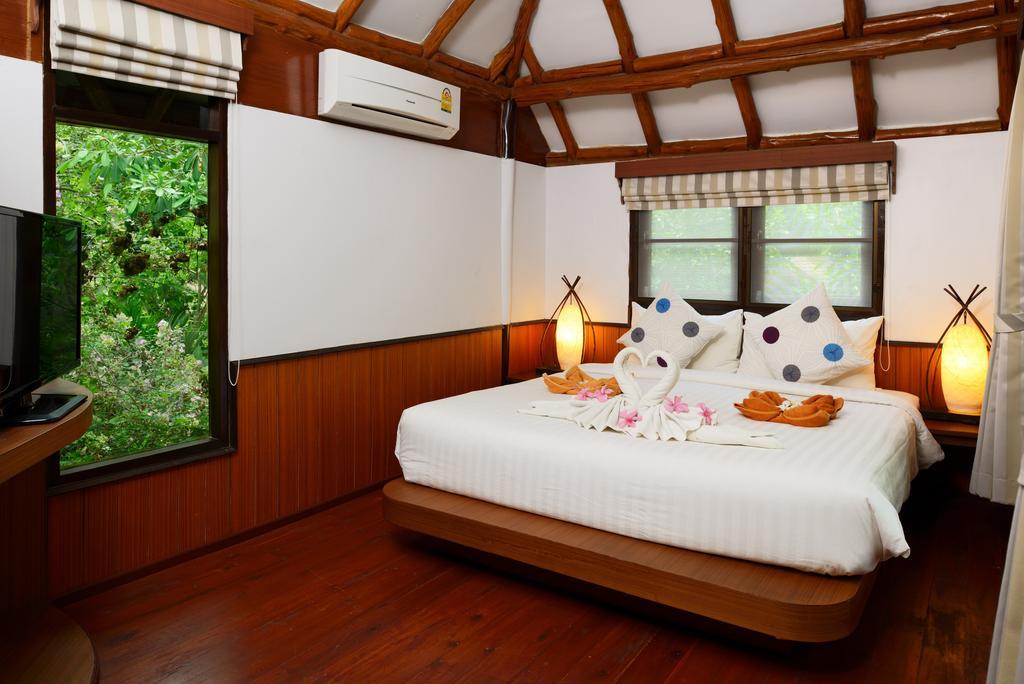 Montalay Beach Resort Koh Tao Room photo